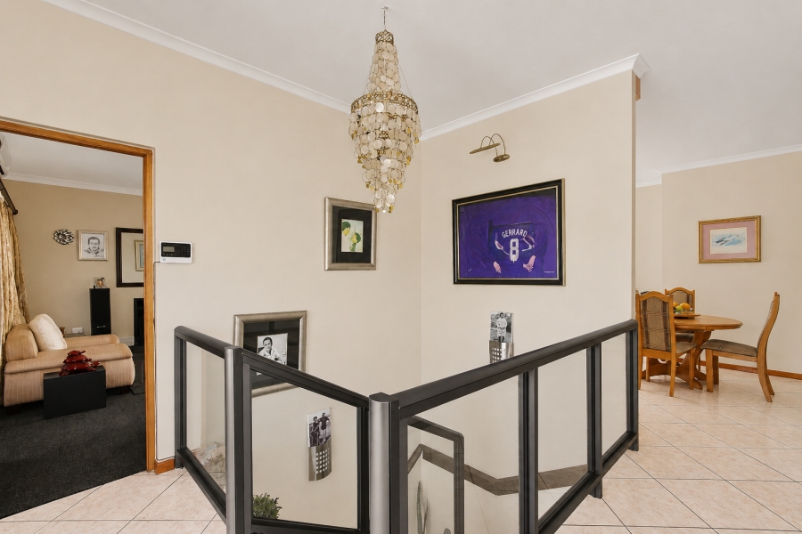 6 Bedroom Property for Sale in Sunset Beach Western Cape